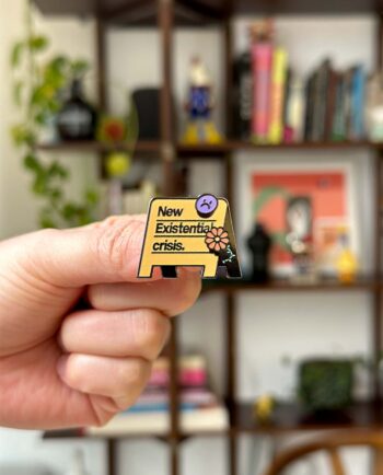 pin existential crisis esmalte duro chimchim